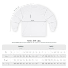 Gildan 2400 size chart for a white sweatshirt with measurements in inches and centimeters.
