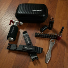 Essential Cafe Stop Tool Kit - Tubeless Repair & CO2 Inflator Bundle Velo-Tool